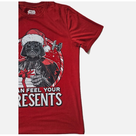 Star Wars Shirt Mens Large Red Darth Vader Christmas I Can Feel Your Presents - Picture 6 of 6